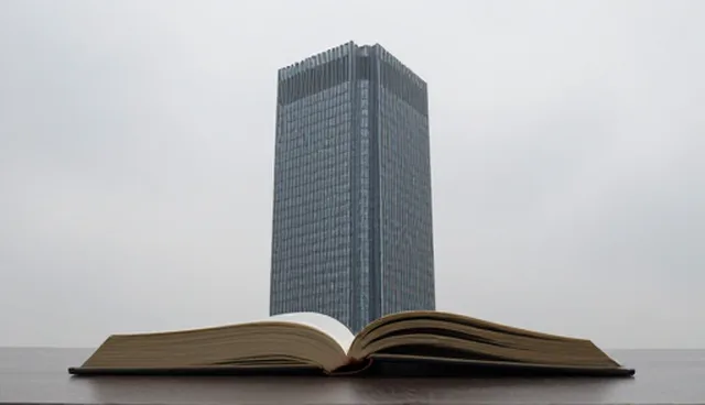 技术成果转化中两种做法的比较与实际取舍